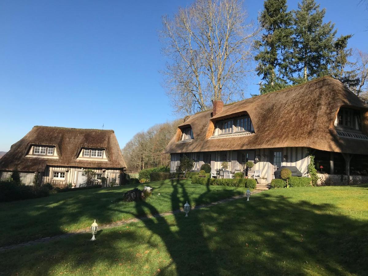 Les Chaumieres Du Pays D'Auge Bed & Breakfast Le Breuil-en-Auge Exterior photo