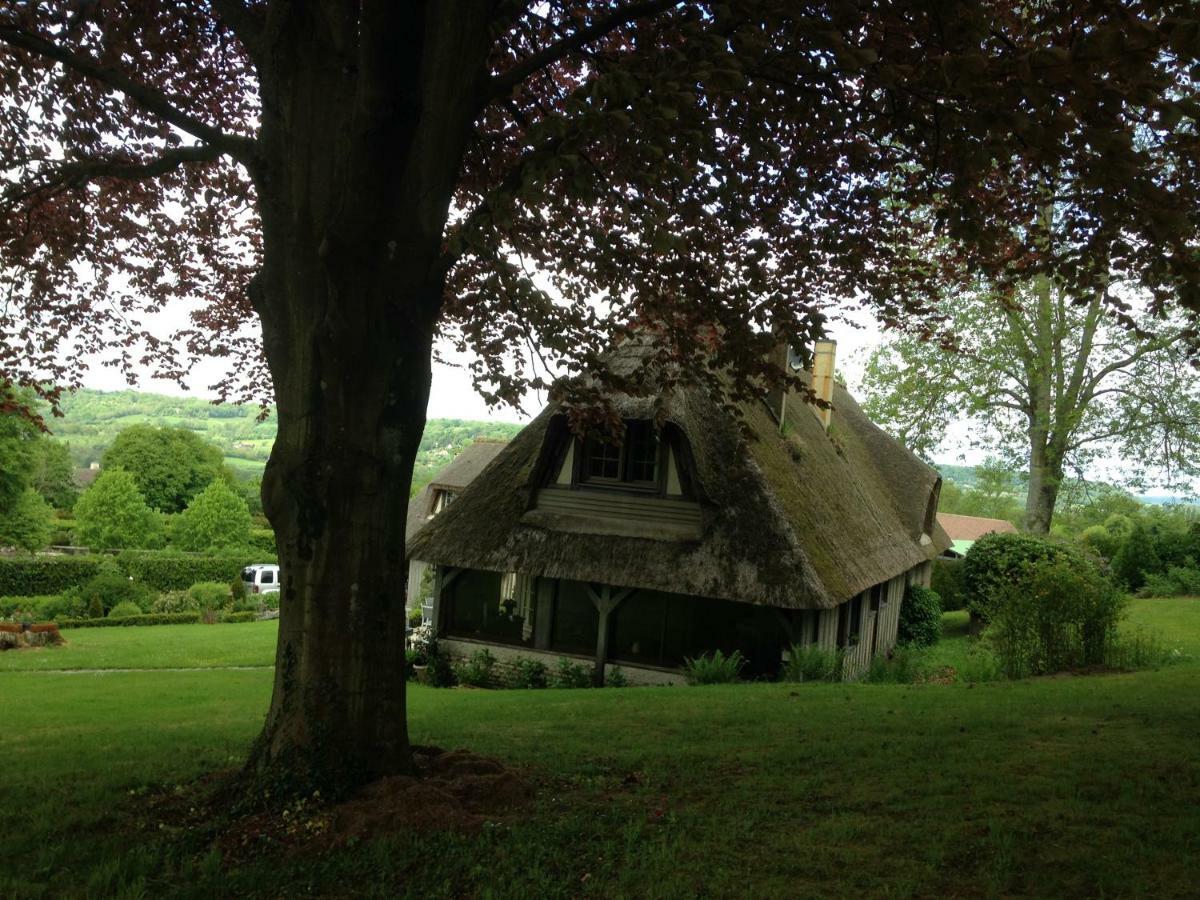 Les Chaumieres Du Pays D'Auge Bed & Breakfast Le Breuil-en-Auge Exterior photo